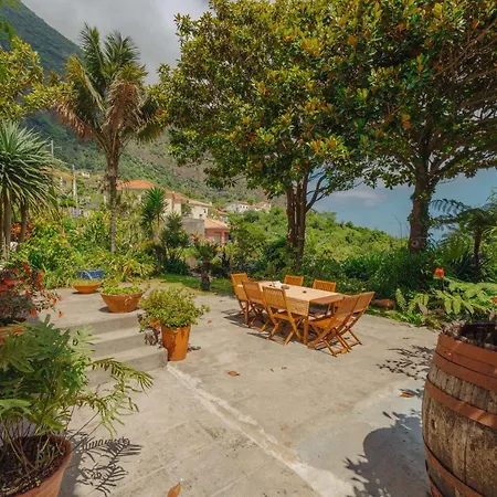 Madeira Surf Lodge Sao Vicente  Exterior photo